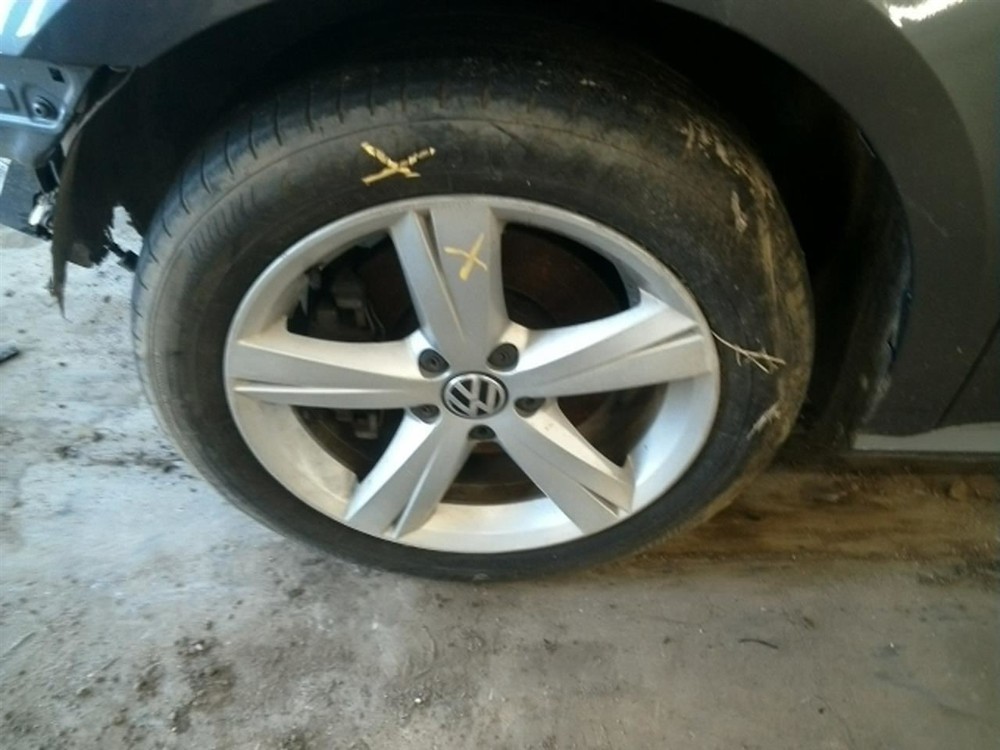 PASSAT 2013 Keys/Latches/Locks 104925627