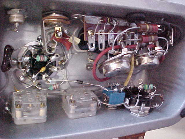 PARTS AND SCHEMATIC 80/40/30 METER CW QRP BATTERY POWERED HAM RADIO TRANSMITTER