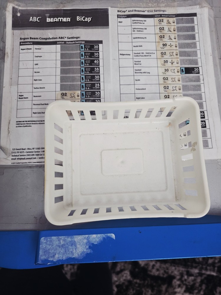 CONMED BEAMER CE200 ELECTROSURGICAL UNIT WITH ARGON W Footswitch