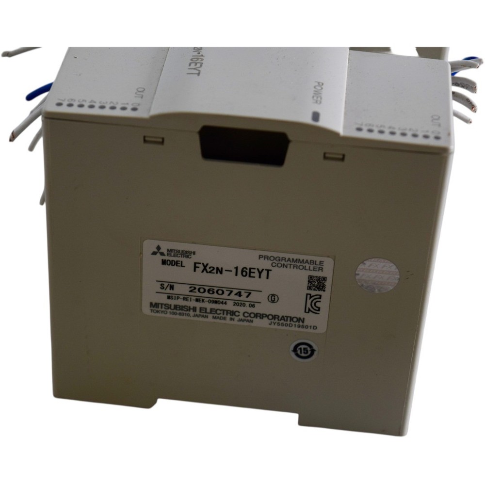 Mitsubishi FX3GA-60MT-CM, FX2N-16EYT, FX2N-16EX Programmable Controller Assembly