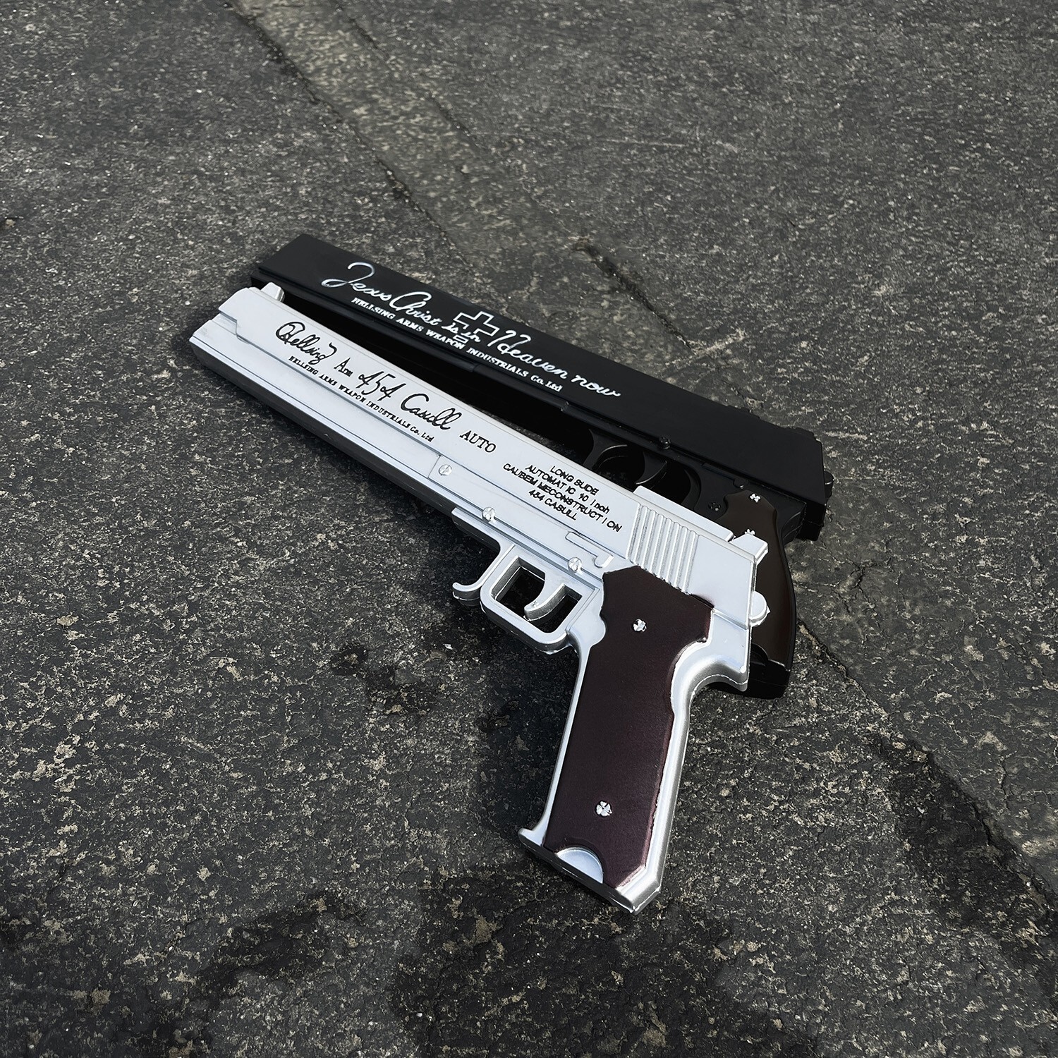 2 Pcs Foam Gun Set Similar To Hellsing Alucard Destiny Gun's For Adult Cosplay