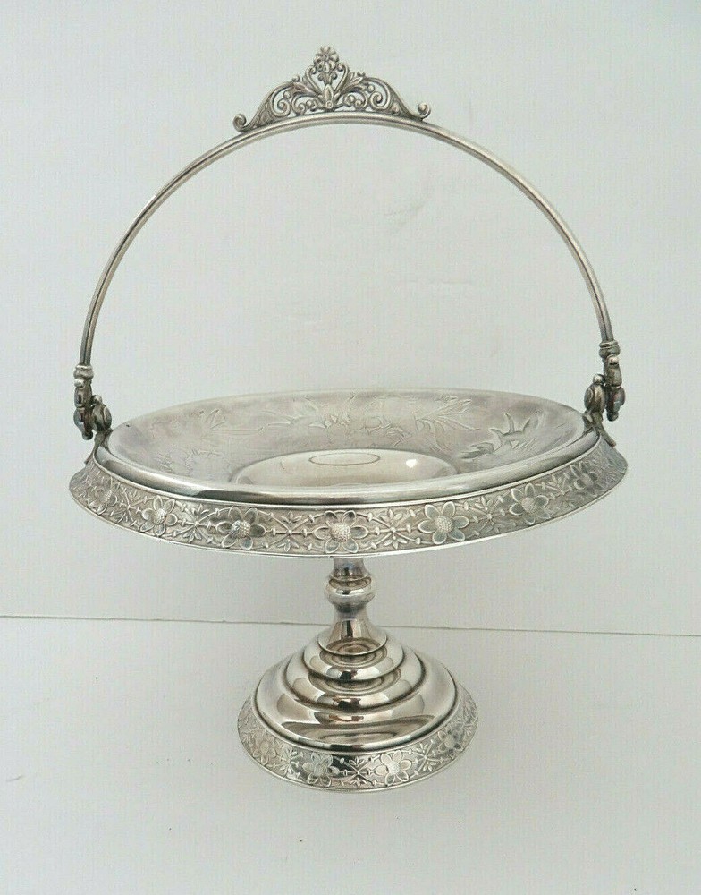Simpson, Hall, Miller Quadruple Silver Plate Ornate Bride's Basket