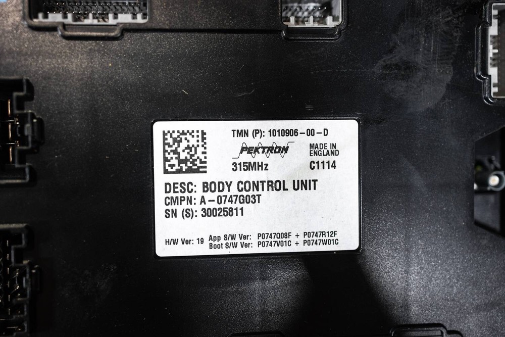 Tesla Model S Body Control Module Controller 101090600D