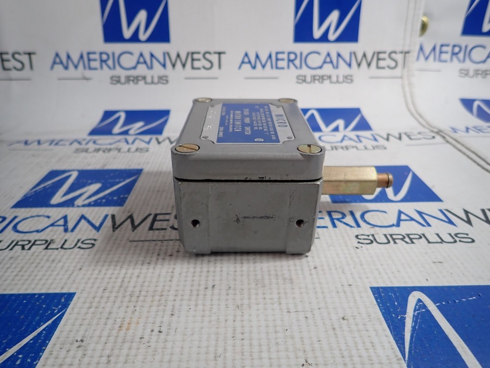 MICRO SWITCH OPA-Q SPLASH PROOF SWITCH