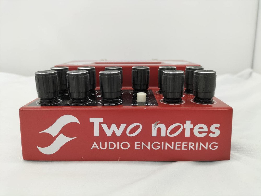 TWO NOTES LE NTES Vacuum tube prelifier