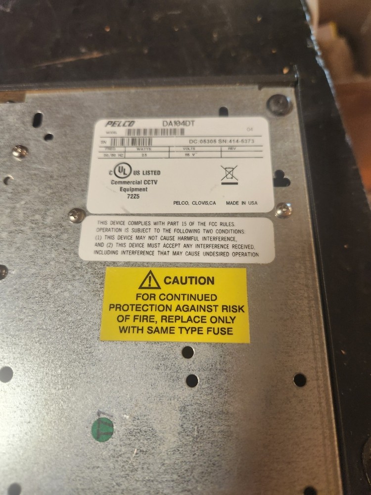 PELCO DA104DT VIDEO DISTRIBUTION AMPLIFIER