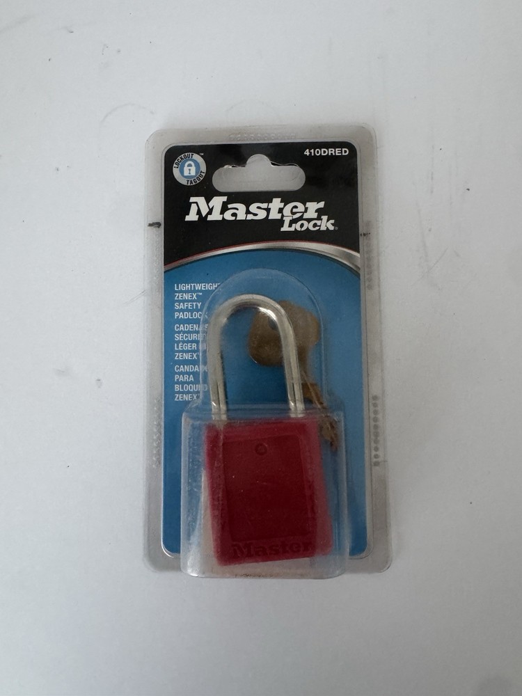 Master Lock Padlock With Key Item 410DRED New In Package Preowned