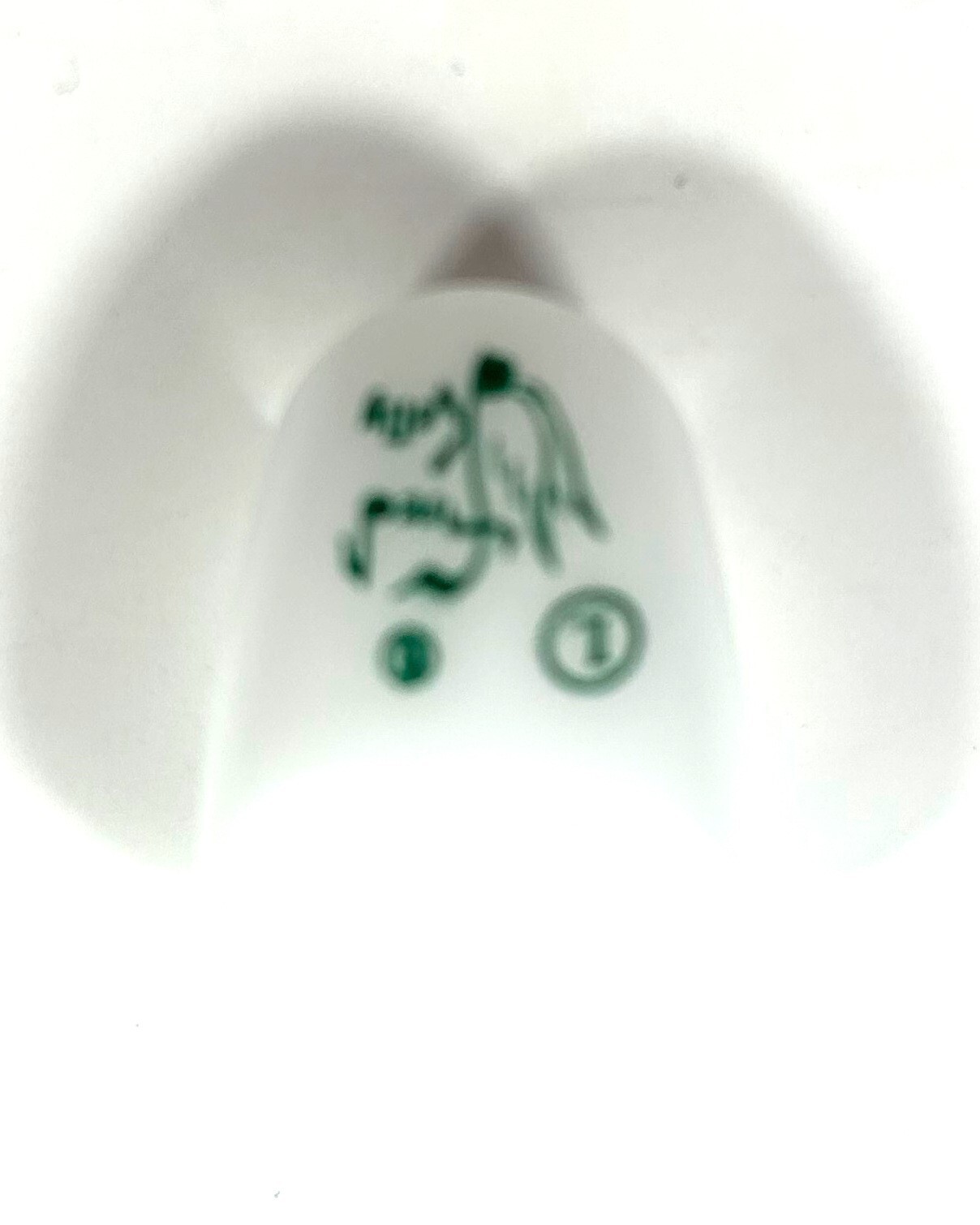 Fred Kelly Picks Finger Delrin Freedom Large 3 Pack