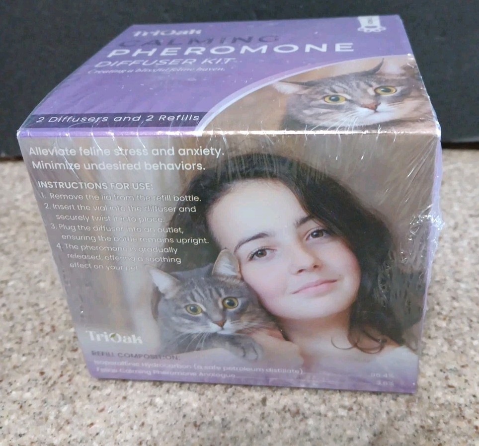 TriOak Calming Pheromone diffuser kit 2 diffusers & 2 refills