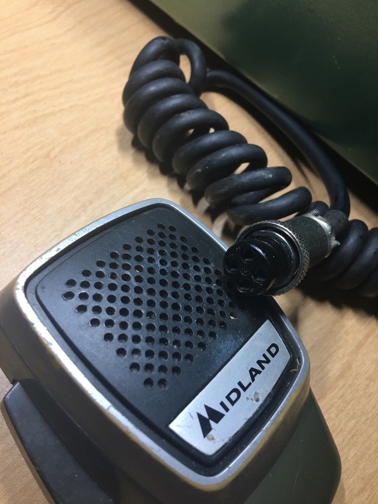 MIDLAND VINTAGE MICROPHONE WITH PLUG
