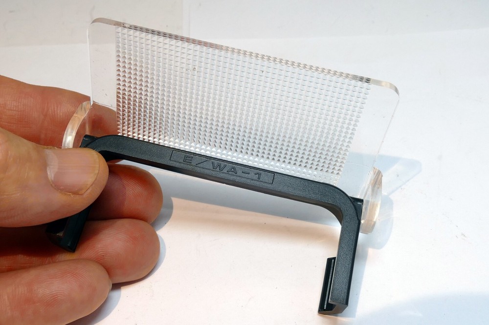 E / WA-1 Flash Diffuser Attachment soft wide angle