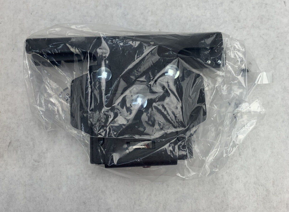 TAB4METKLS Adjustable Locking Tablet Mount