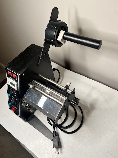 Auto Label Dispenser 1150D Length Speed Adjust