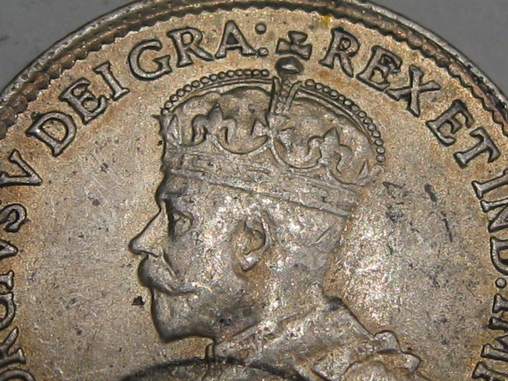 UNC 1918 Silver 5¢ Five Cent CANADA. #11