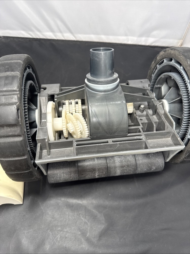 Pentair Suction Pool Vacuum Cleaner sweep Untested