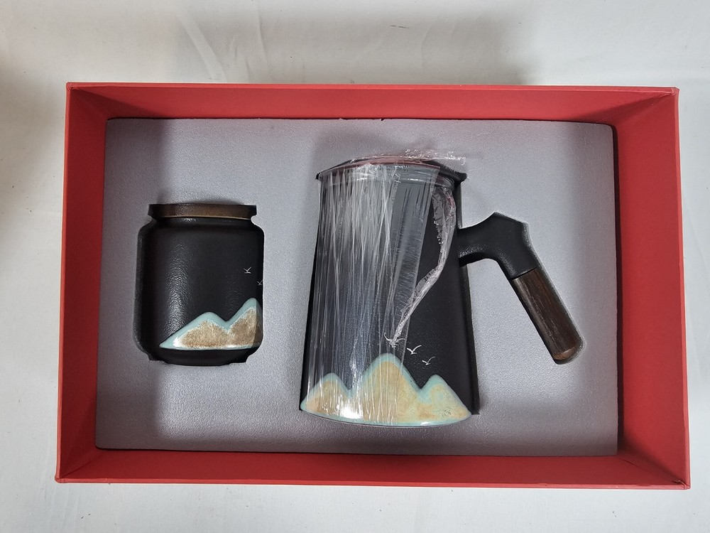 Black Tea Infuser Mug And Additional Container With Strainer Insert