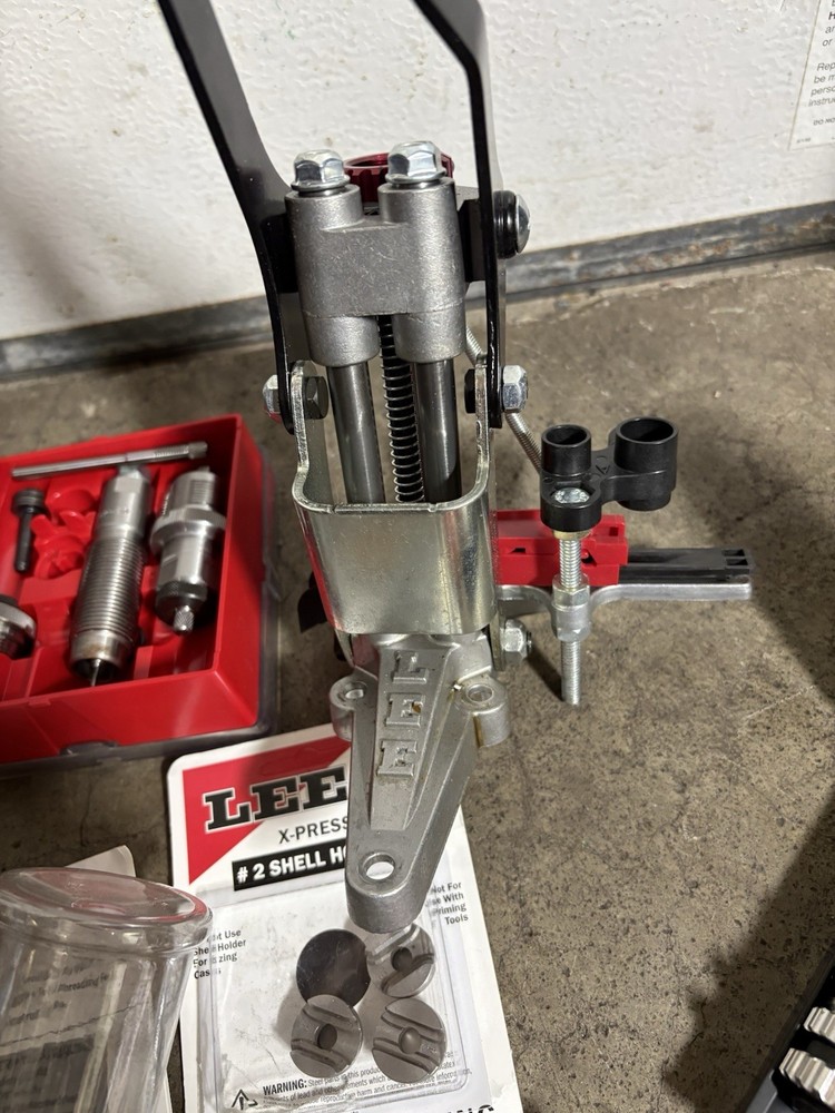Lee Deluxe Automatic Processing Single Stage Press (90933)