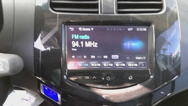 16 17 CHEVY SPARK touch screen 7.0'