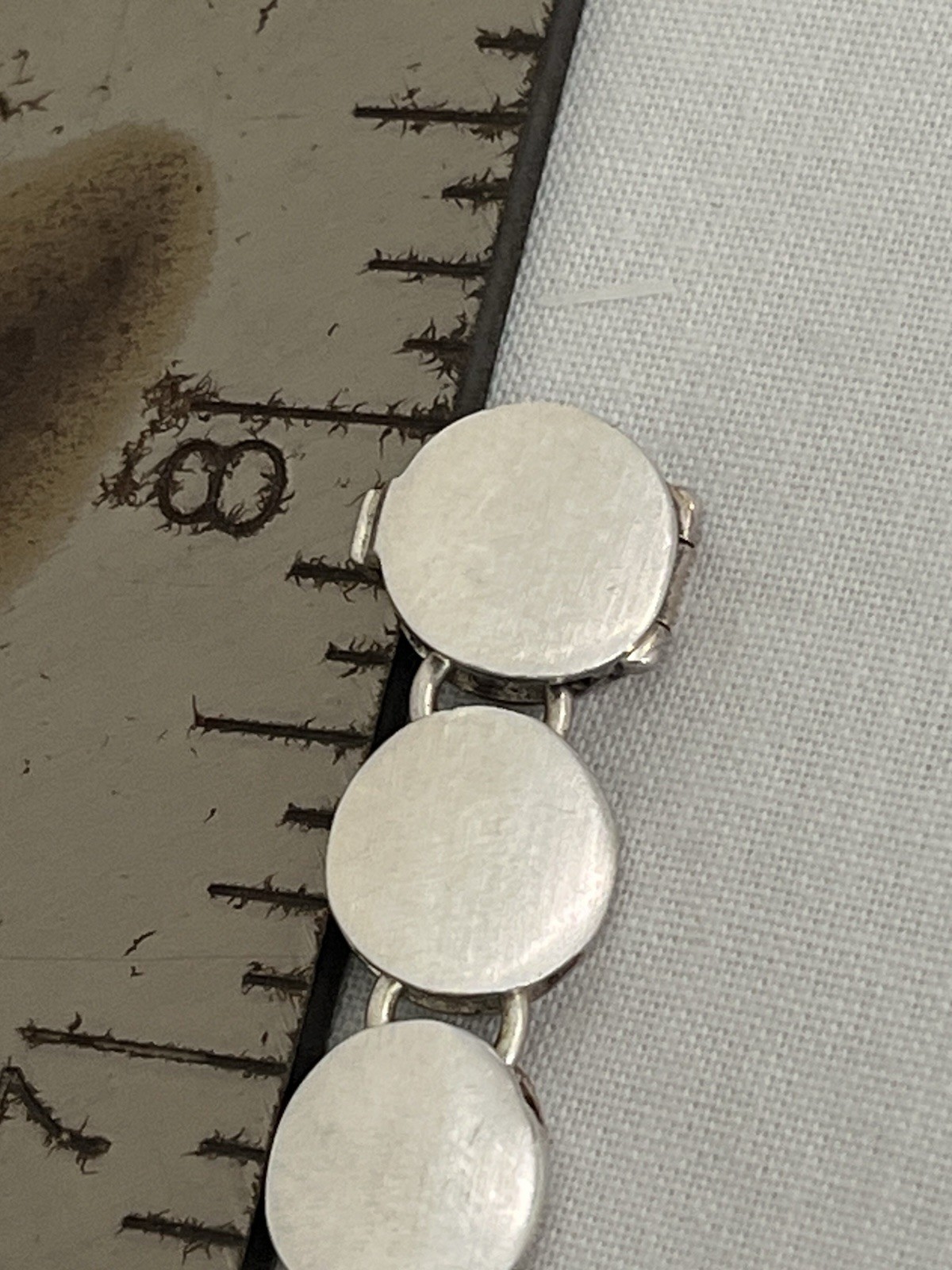 VINTAGE DESIGNER STERLING SILVER BRUSHED DISC MODERNIST LINK BRACELET 43-Grams