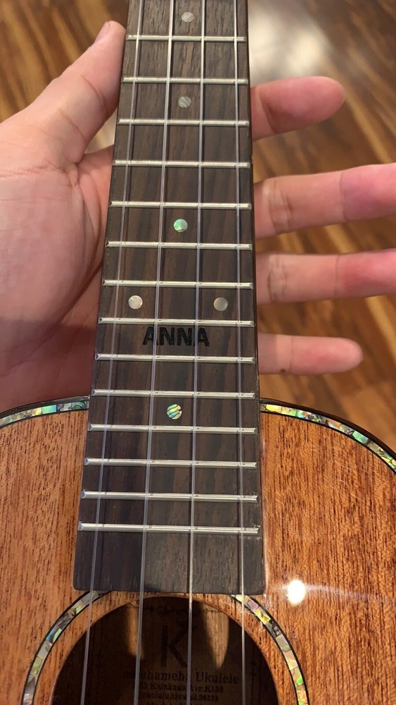 Ukulele Engraving service Personalization with purchase