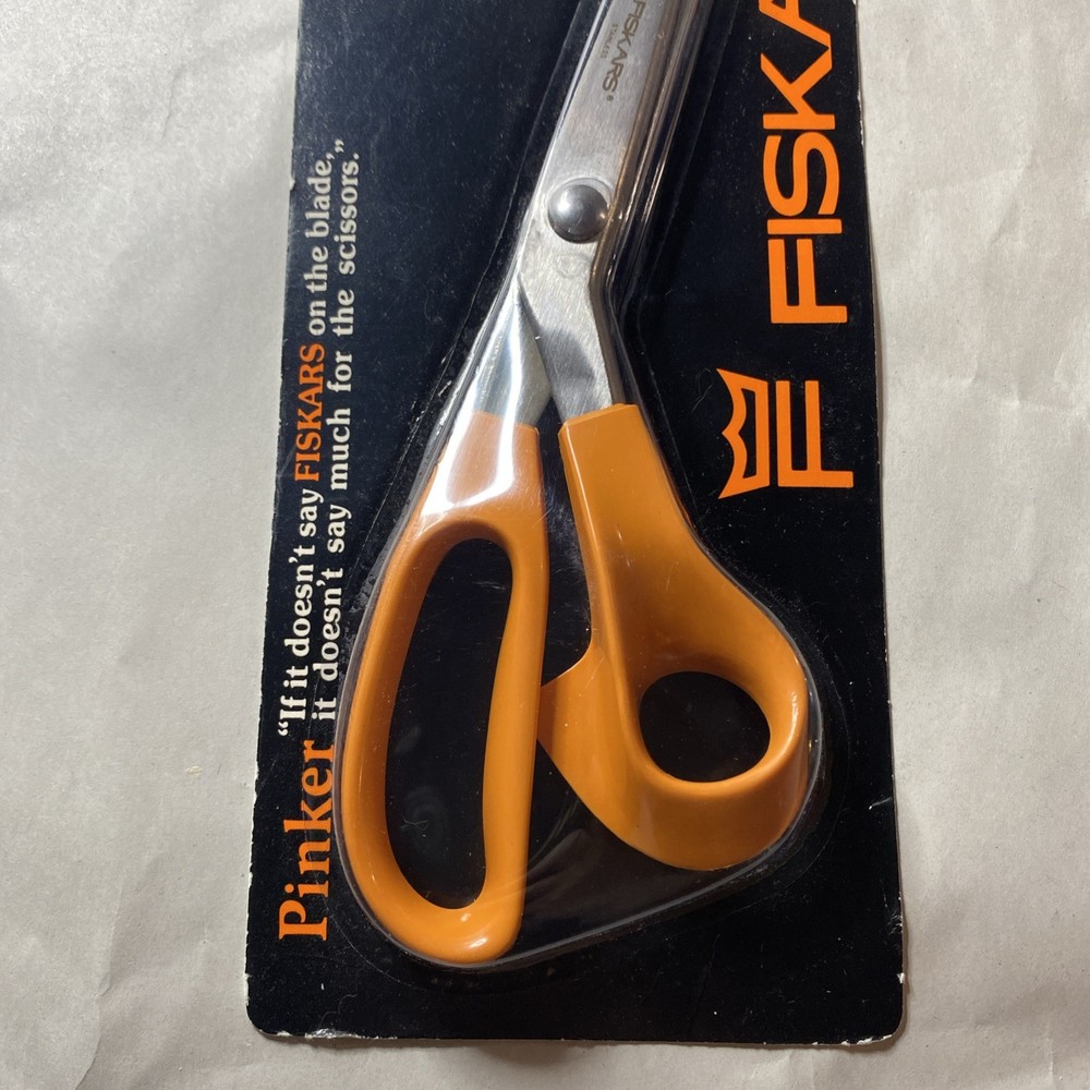 Fiskars Scissors Model 9445 Right Hand Pinker Pinking Shears NOS