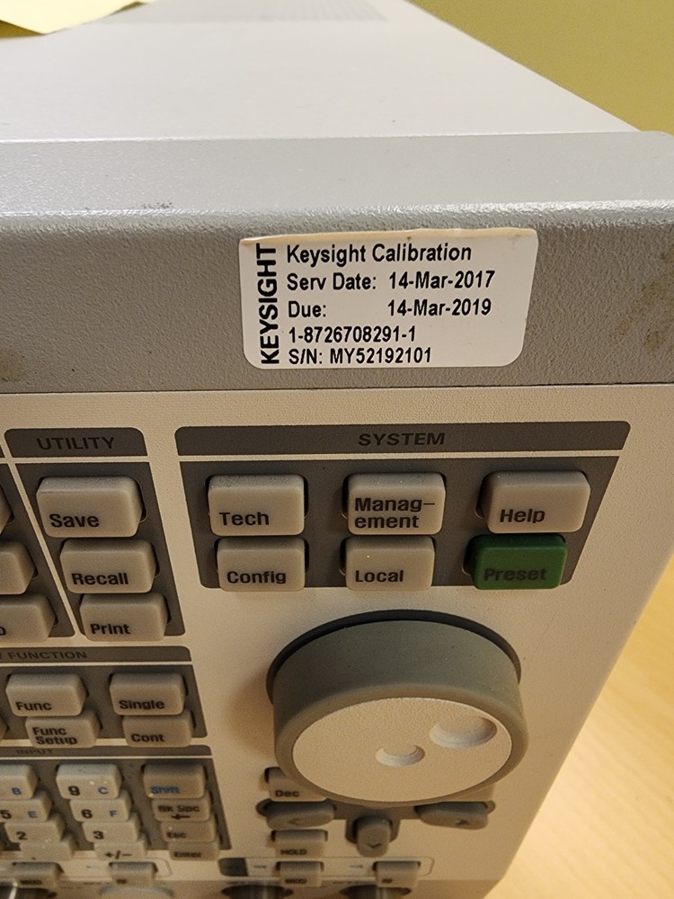 Agilent Technologies E6621A PXT Wireless Communications Test Set