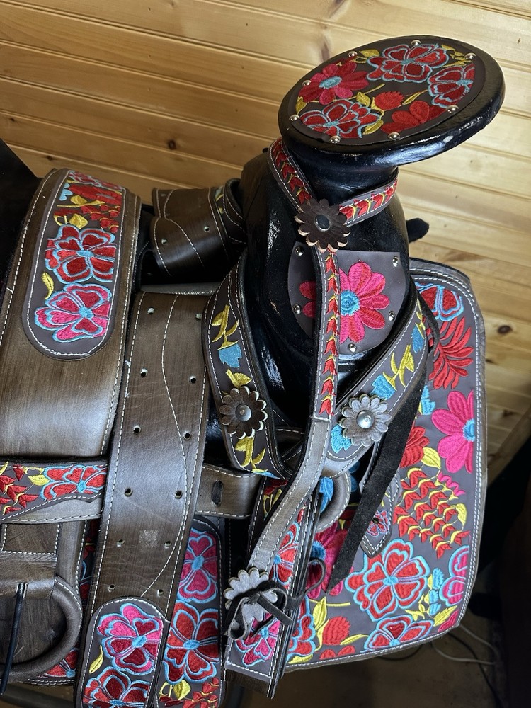 Saddle Montura Charra