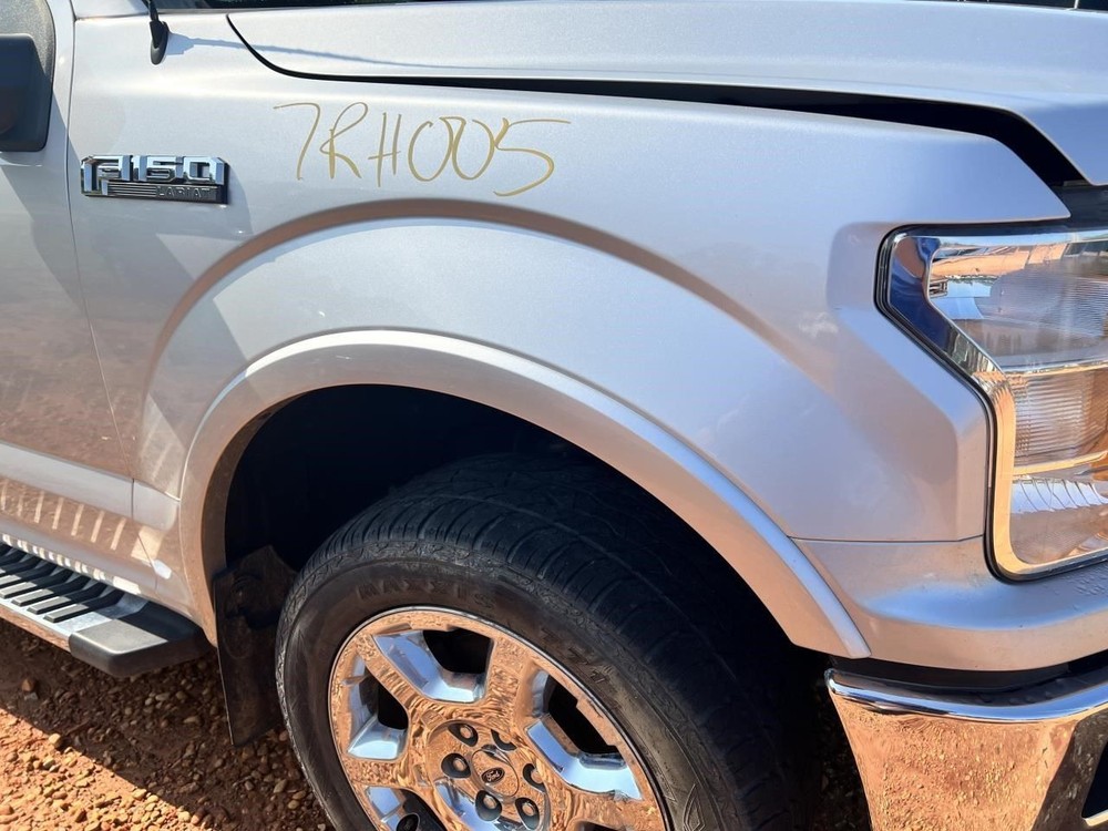 F150 2018 High Mounted Stop Light 104881013