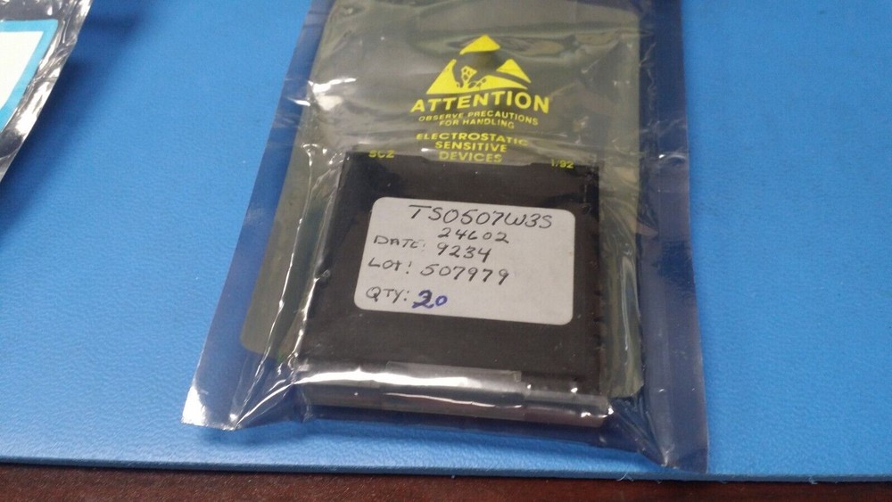 (1 PC) TS0507W3S Temperature variable attenuators