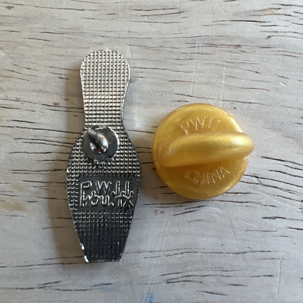 Vintage Widows Masonic Shoe Pinback