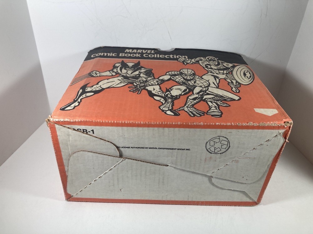 MARVEL STUDIOS COMICS VINTAGE 1989 COMIC BOOK COLLECTION COLLECTORS BOX
