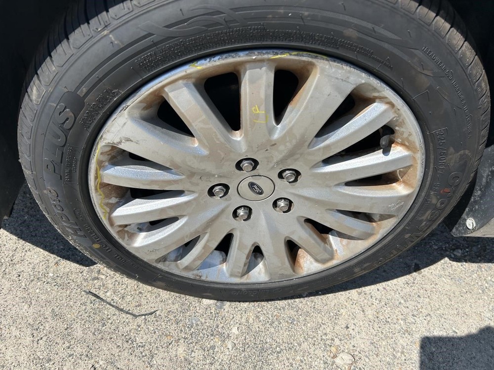 FUSION 2011 High Mounted Stop Light 104909883