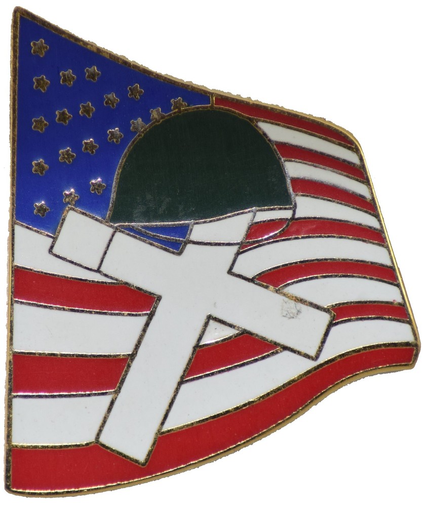 MEMORIAL FLAG HAT PIN