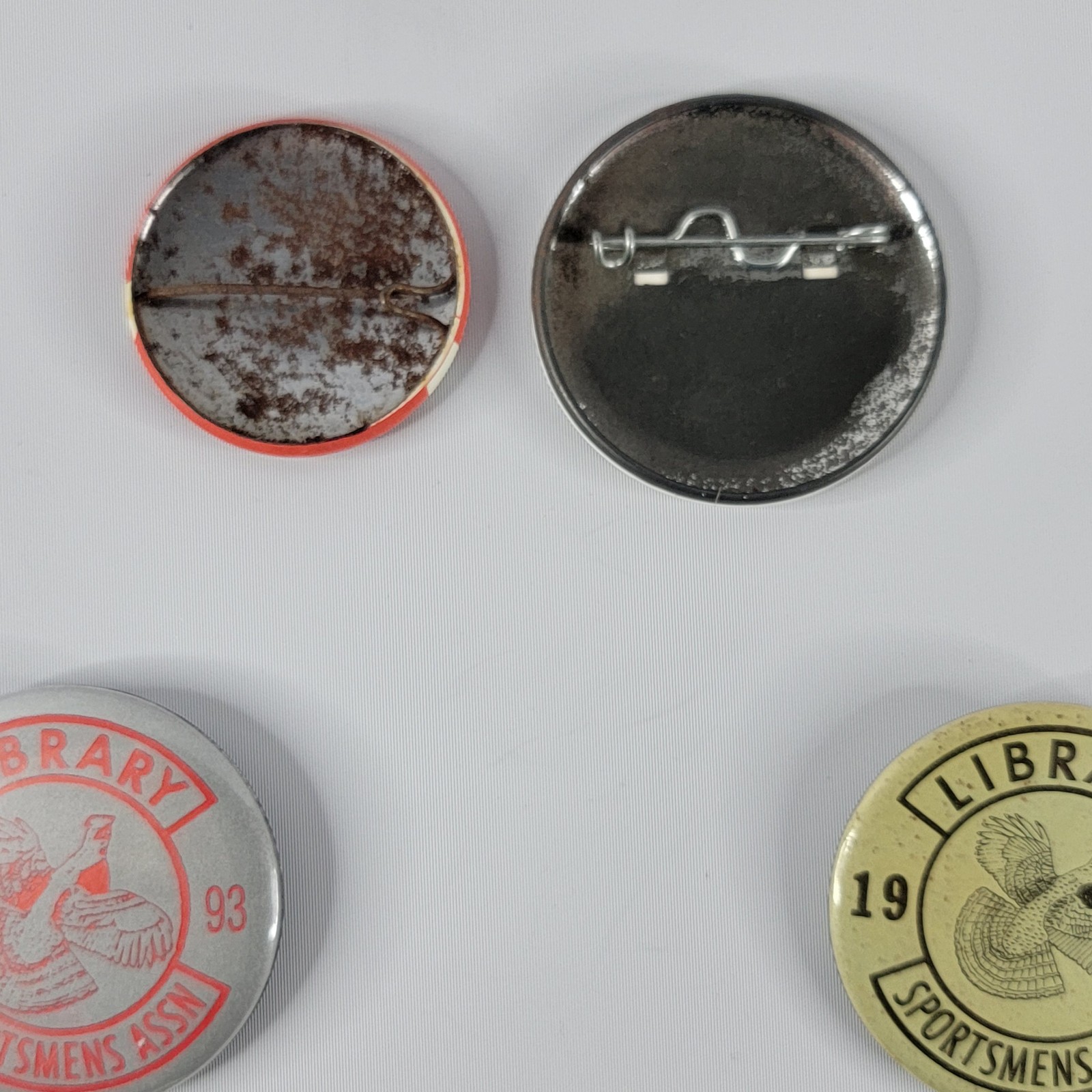 Pennsylvania Fishing License Button Pin 1974-98 Library Sportsmans Assoc Lot x17