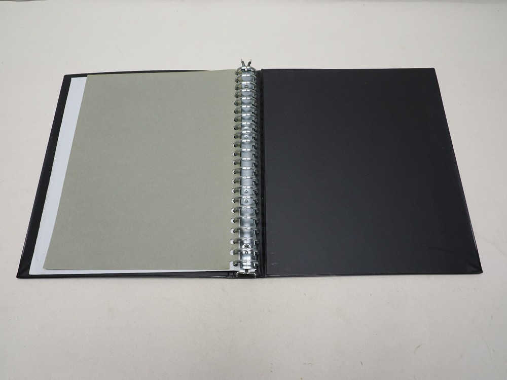 COLLECTA STOCKMASTER BLUE 22 RING BINDER WITH 2 PAGES
