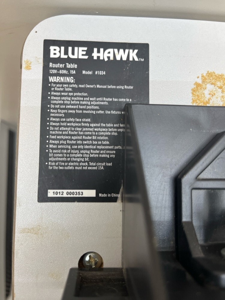 *LOCAL ONLY* BLUE HAWK TOOLS 1034.1 Router Table