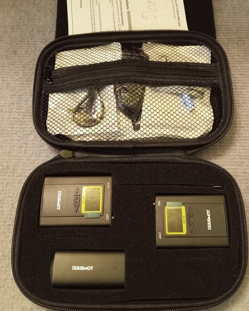 Wireless Lavalier Microphone System - HUUSMOT Wireless Mic System with Lavalier