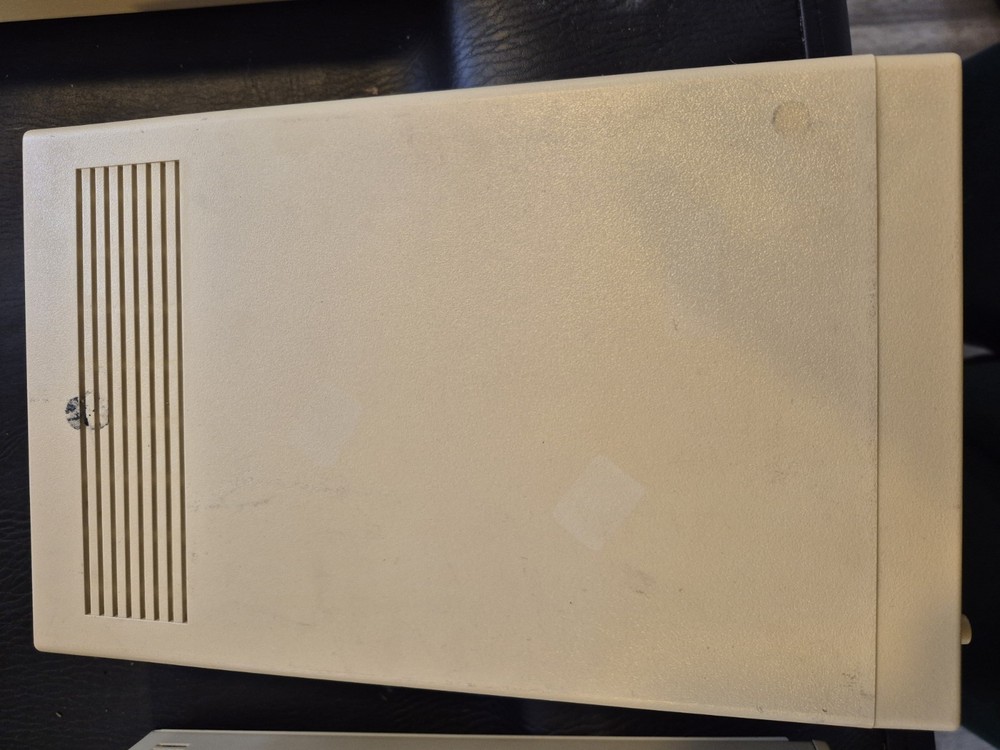 FD-148 Diskdrive For Commodore 64 Untested No Power Cable