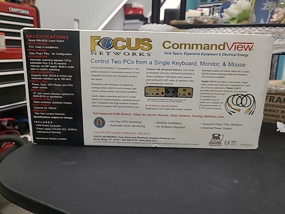Focus Networks CommandView 2 Port KVM Switch FO-098-8020 w Box