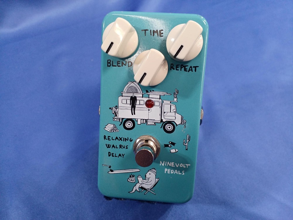 ANIMALS　PEDAL Relaxing Walrus Delay Delay