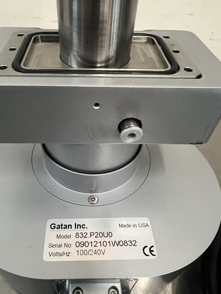 Gatan ORIUS SC1000 (Model 832.P20U0) CCD Camera, Flange & Cable