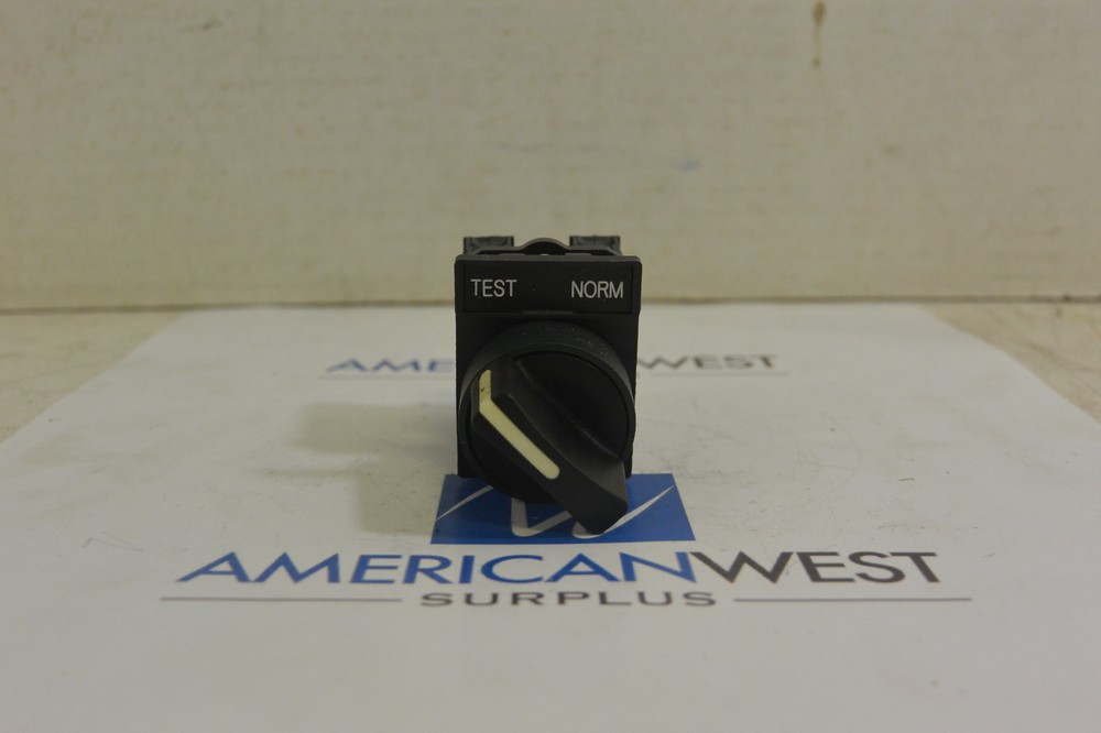 Telemecanique 2 Position Selector Switch with ZBE-101 Black Test Norm