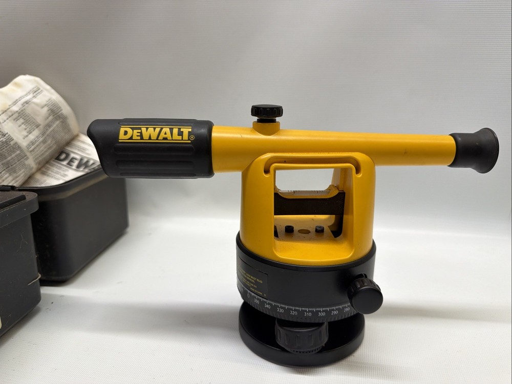 DEWALT DW090 Builder’s Level