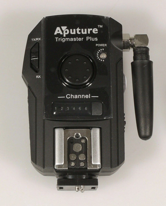 APUTURE TRIGMASTER PLUS TRANSCEIVER TX/RX CANON CAMERA FLASH WIRELESS 2.4