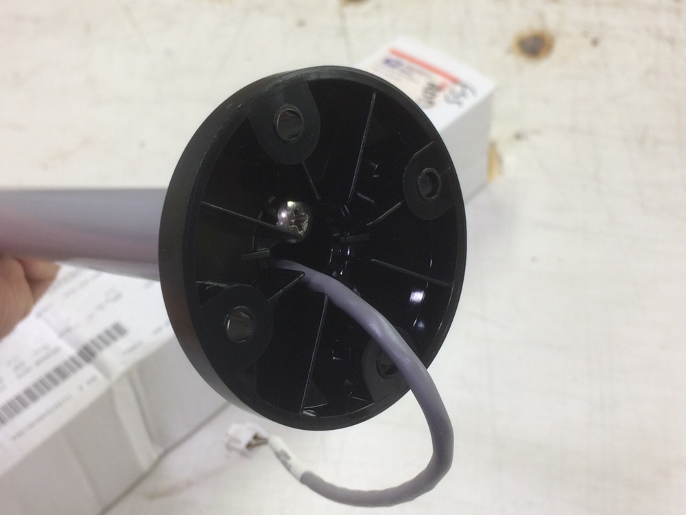 NEW ALLEN BRADLEY STACK LIGHT AASY AMBER W/POLE/BASE MOUNT STACKLIGHT 20"