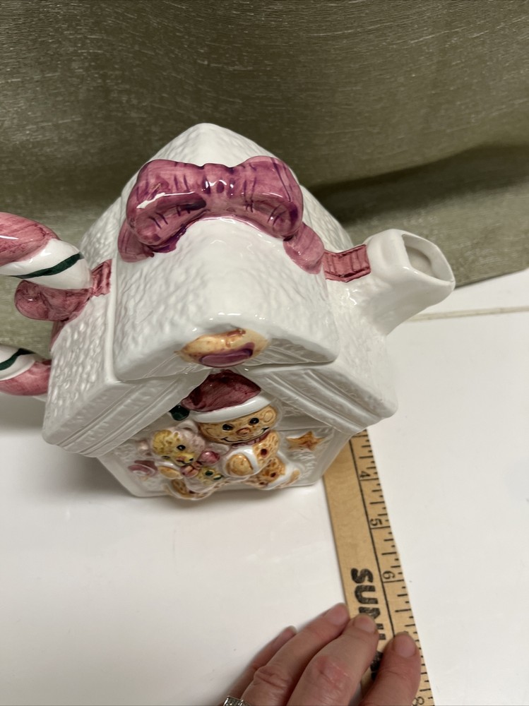 Ceramic Teddy Bear Christmas Themed Tea Pot