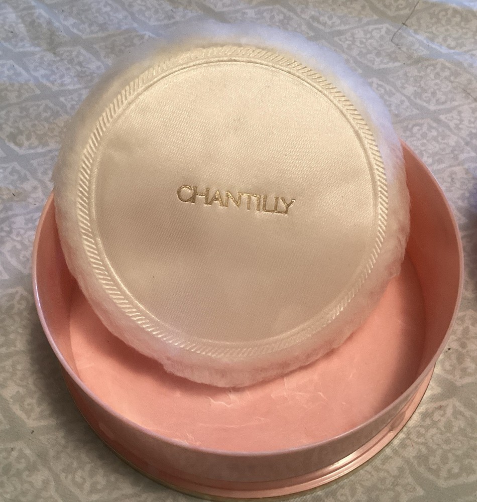 Chantilly Dusting Powder Box