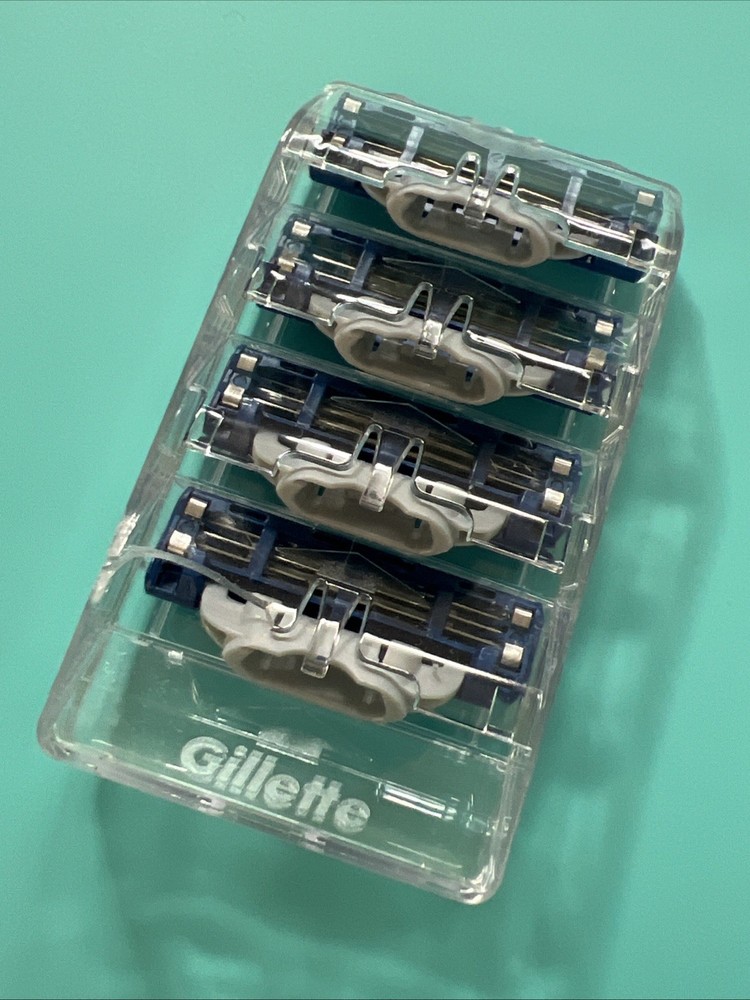 FOUR (4)GILLETTE MACH3 ADVANCED REPLACEMENT RAZOR BLADES/CARTRIDGES