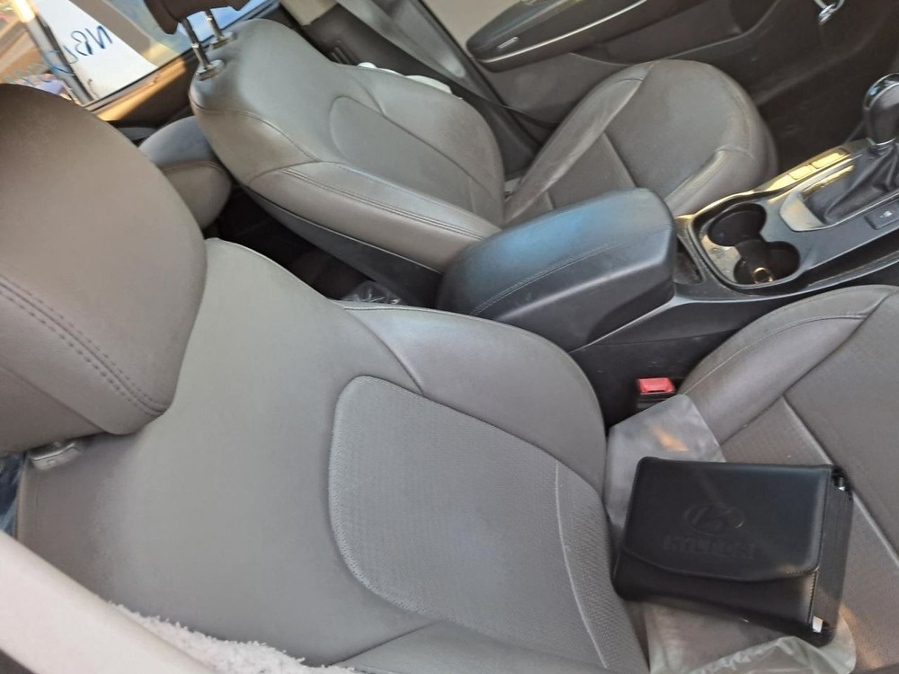 SANTA FE 2015 Glove Box 4899342