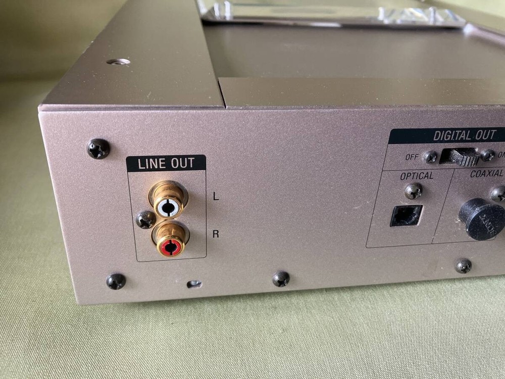 SONY CDP-X3000 CD Player